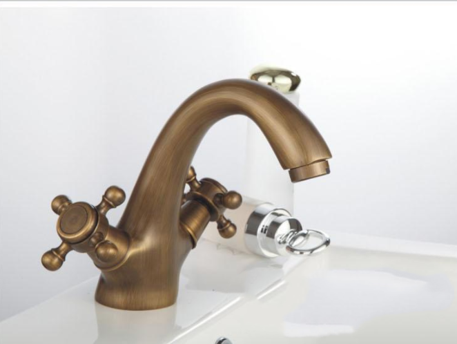 Vintage brass washbasin faucet